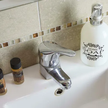 The Balcony Of Mani Dom wakacyjny *