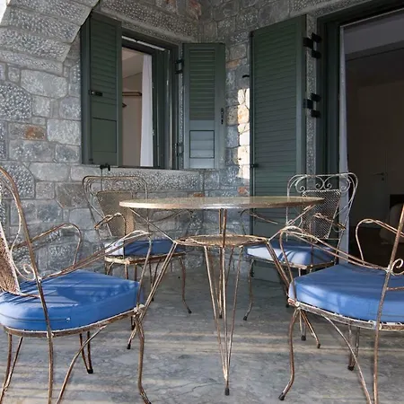 The Balcony Of Mani Vakantiehuis Tseria