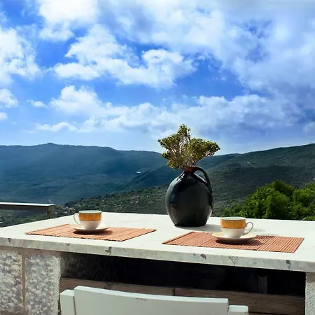 The Balcony Of Mani Holiday home Tseria