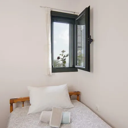 The Balcony Of Mani Tseria